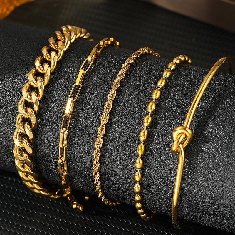 Bracelets set