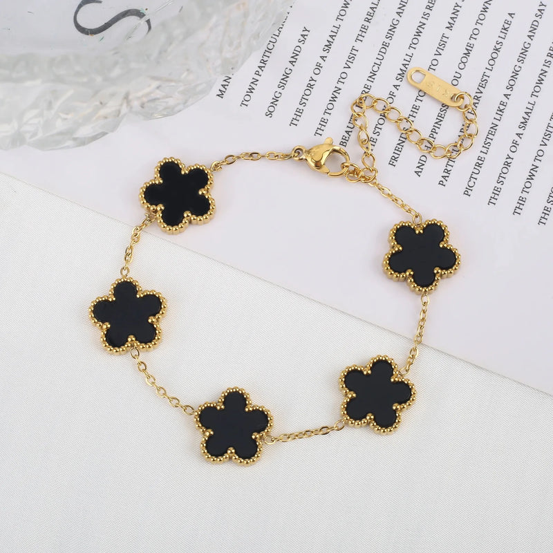 five-leaf flower bracelet